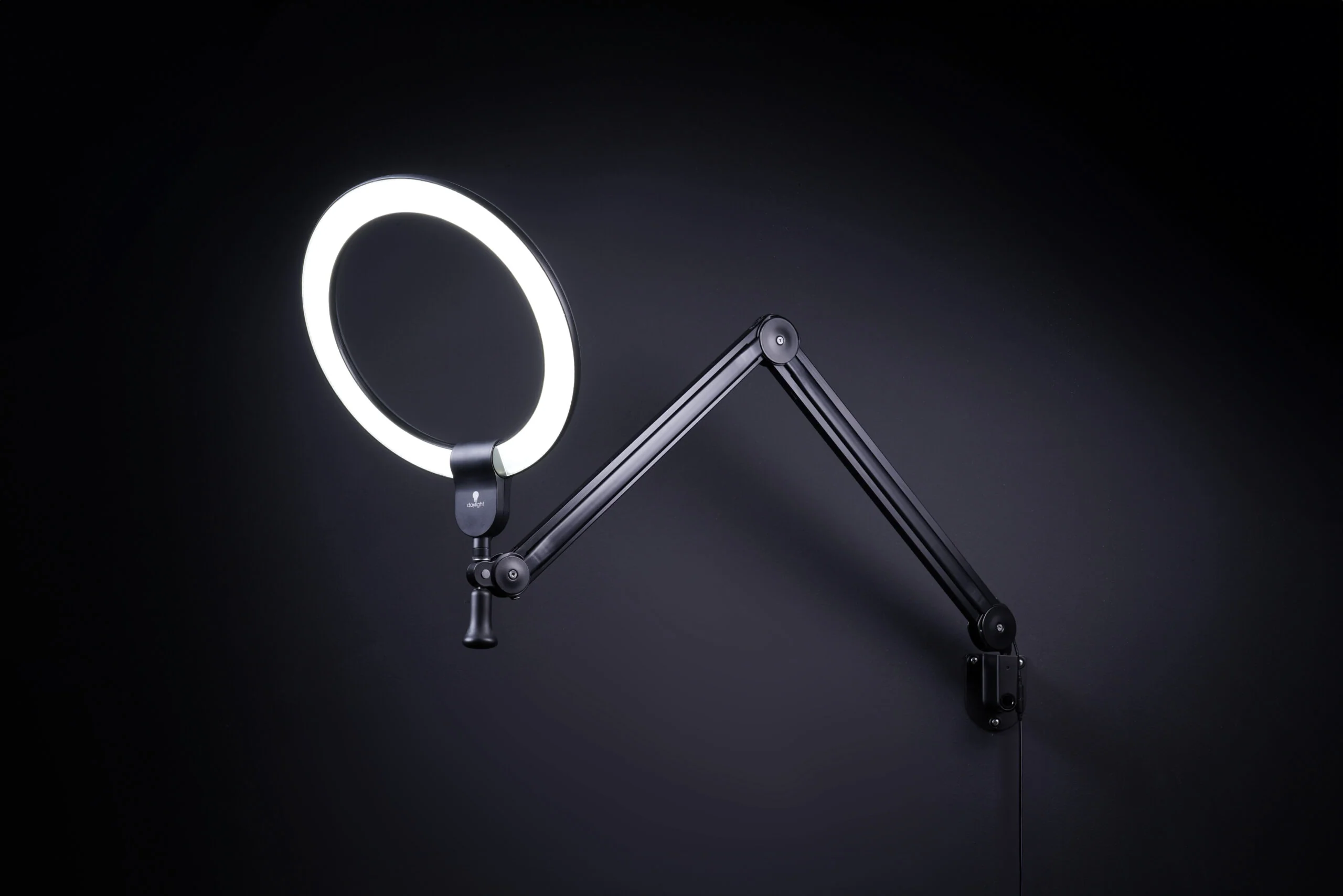 Daylight Aura Ring Lamp on Arm - Clearance - Image 2