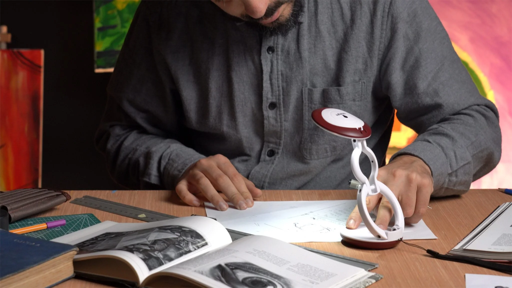 Daylight Yoyo Magnifier Lamp - Image 3