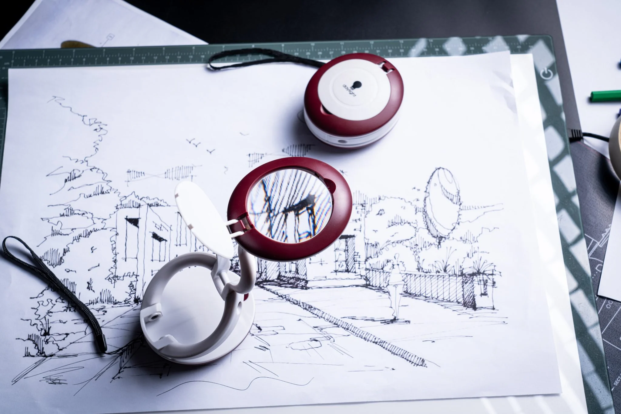 Daylight Yoyo Magnifier Lamp - Image 4