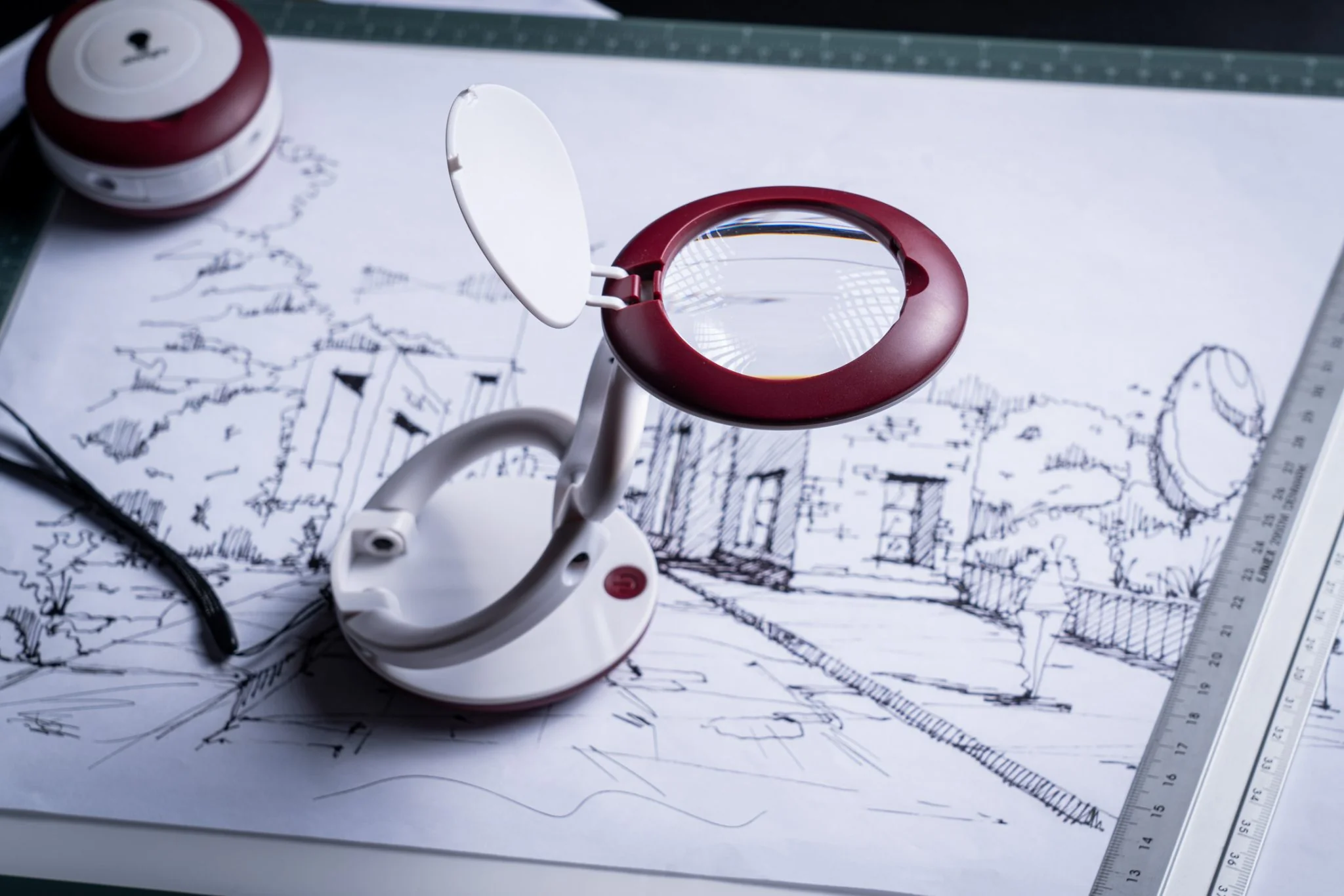 Daylight Yoyo Magnifier Lamp - Image 5