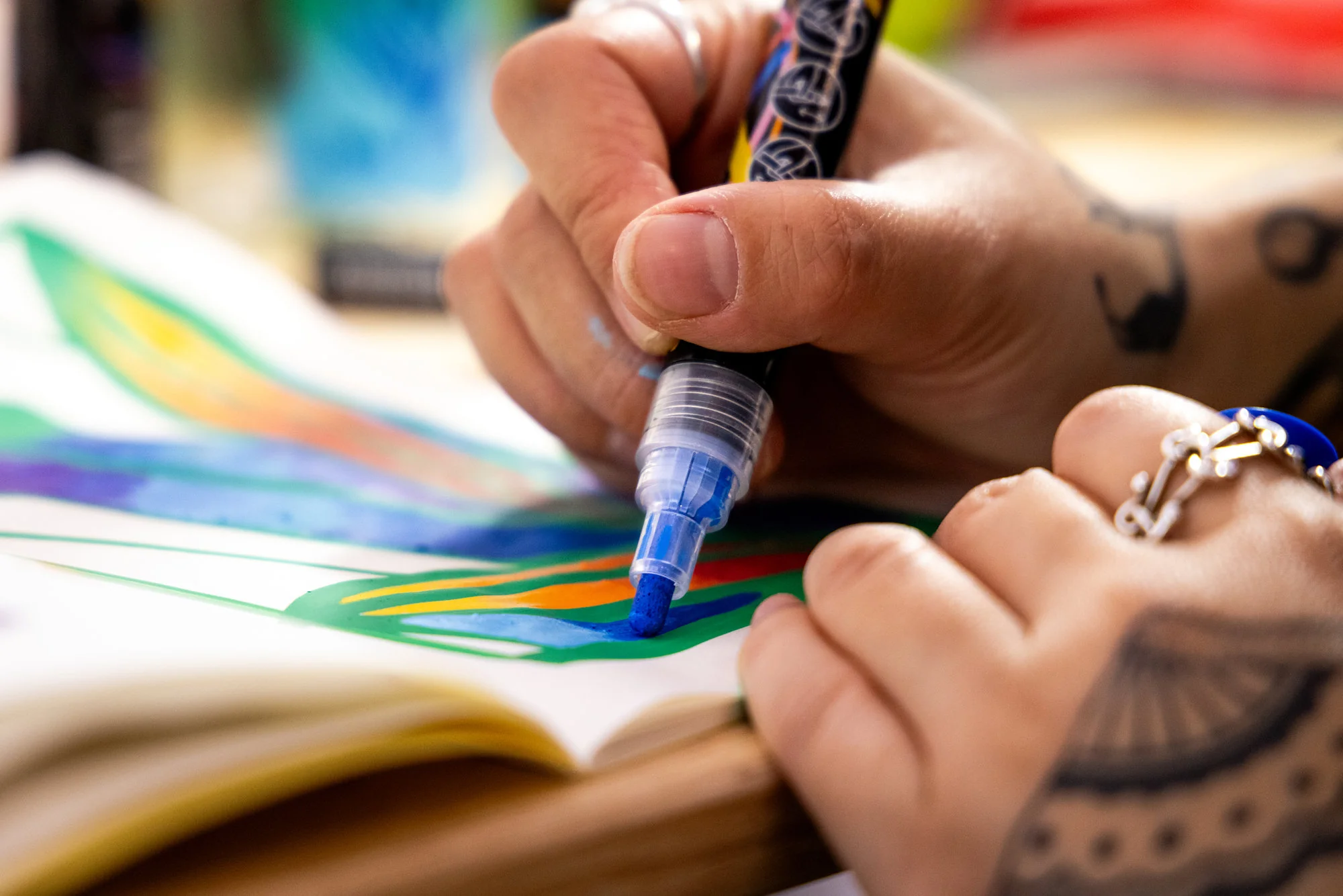 Liquitex Marker 2mm Set of 16 - Expression - Image 8
