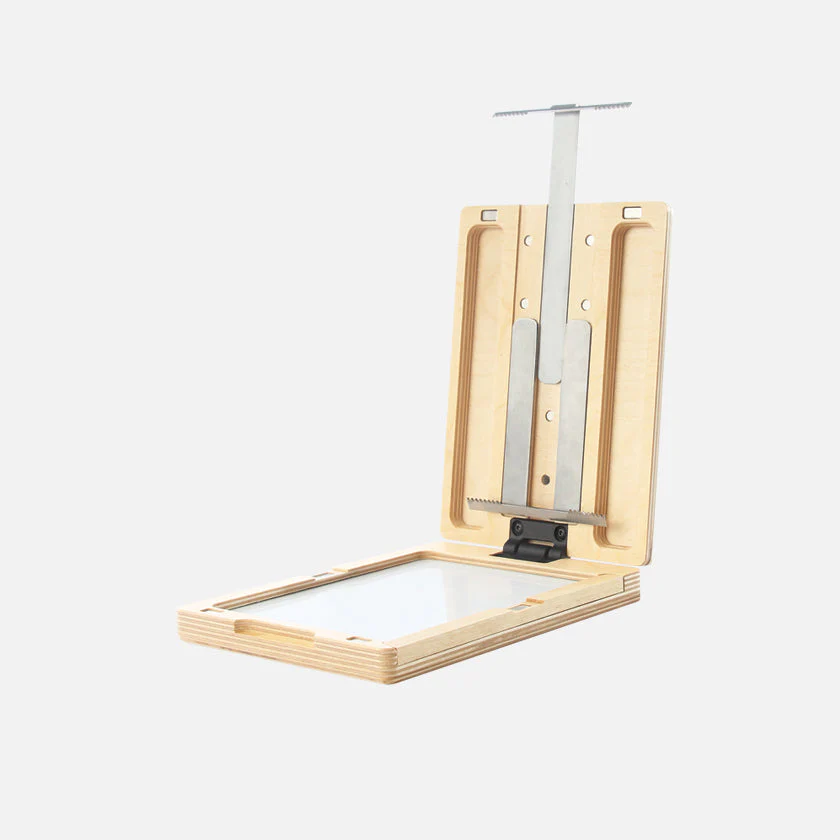 u.go Plein Air Pochade Box - 6" x 8" (Special Order) - Image 3