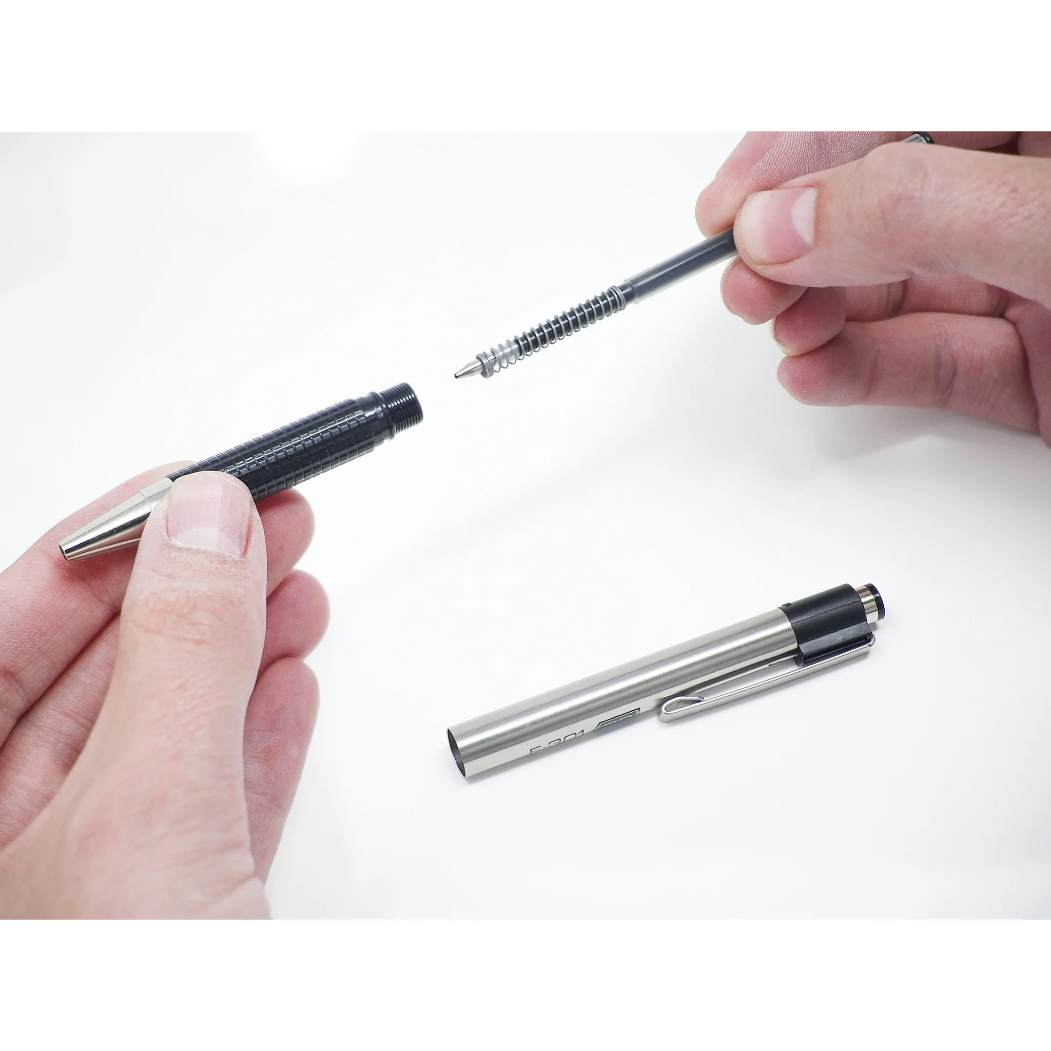 Zebra F-301 Ballpoint Retractable Pen (Black) 0.7mm - Image 2